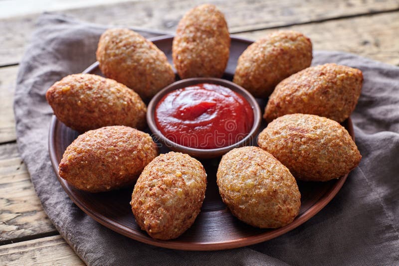 Kibbeh Bil Sanieh Libanesa